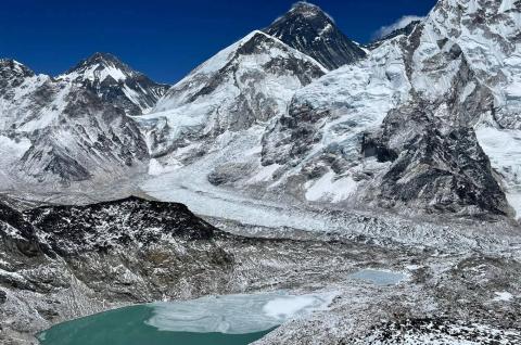 Ascension de l'Everest © François Trouillet