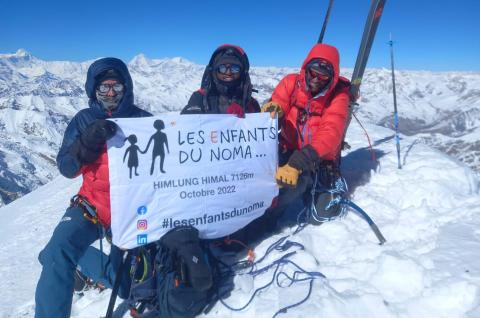 Au sommet de l'Himlung Himal