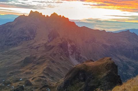 Ascension du mont Giluwe dans les Highlands de Papouasie-Nouvelle_Guinée