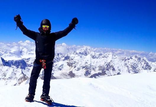 Ascension du Korjenevskaya sommet du Snow Leopard Trophy  au Tadjikistan