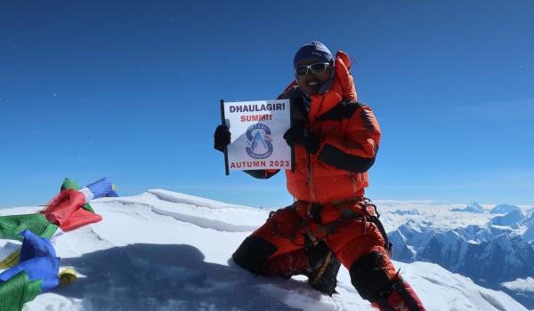 Ascension du Dhaulagiri à 8167 mètres au Népal