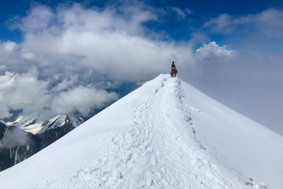 Ascension du mont Blanc à 4807 mètres par la voie royale