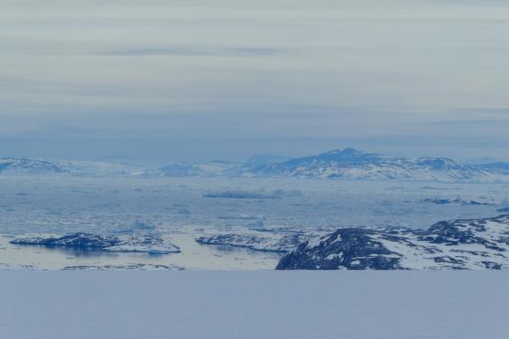 Voyage et paysage sur la traversée du Groenland d'ouest en est