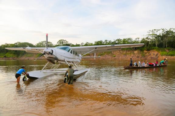 Expédition avec un hydravion sur l'Amazone