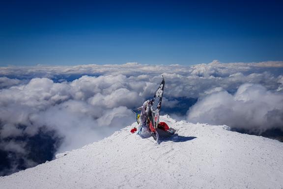Ascension du sommet de l'Ebrouz dans le Caucase