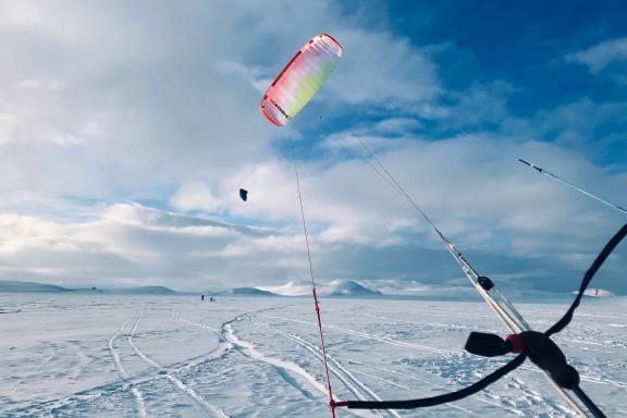 Voyage et voile de snowkite à Hardangervidda