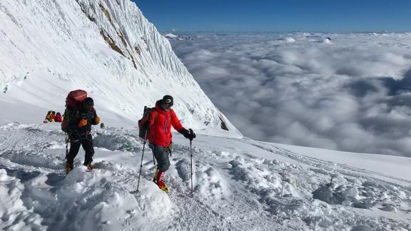 Alpinisme au Manaslu à 8163 mètres au Népal