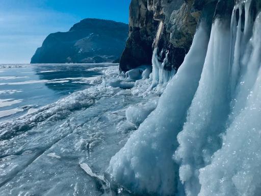 Expédition sur la glace au Baïkal