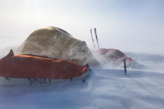 Voyage d'aventure et bivouac en conditions extrèmes au Groenland
