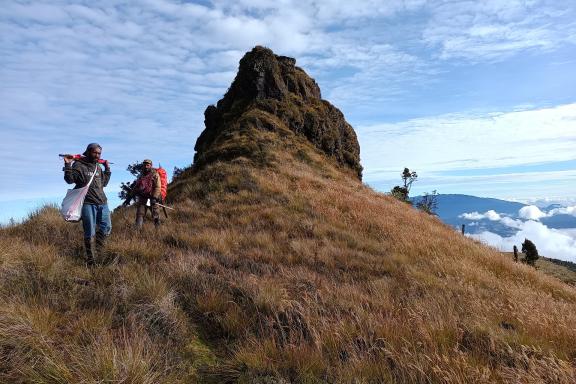 Trekking vers le mont Giluwe dans les Highlands de Papouasie-Nouvelle-Guinée