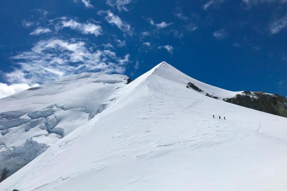 Expédition et ascension du mont Blanc par la voie normale à Chamonix