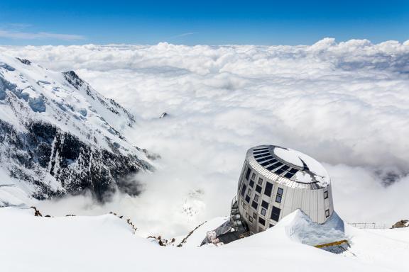 Voyage et refuge du goûter pour l'ascension du mont Blanc