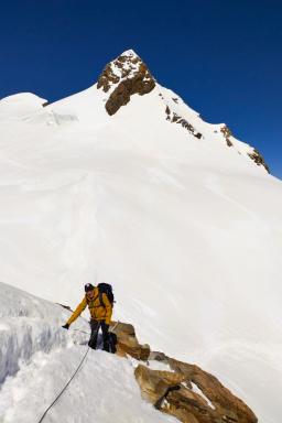 Ascension du mont Rose dans les Alpes