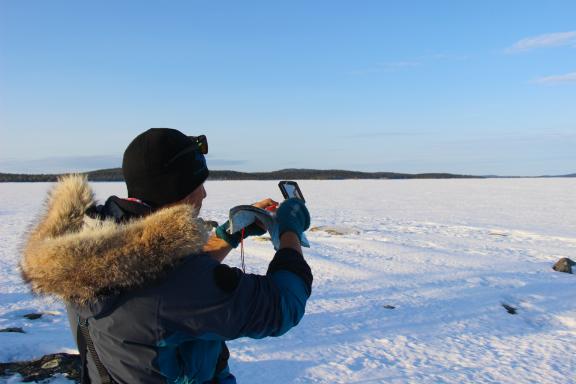 Expédition polaire sur le lac Inari en Finlande