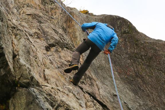 Voyage et descente en rappel au rocher de Mottets